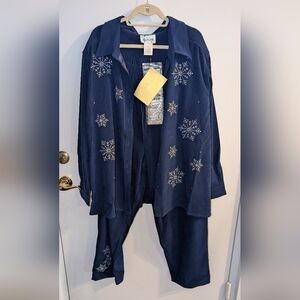 The Quaker Factory Pants Suit Size 3X Snowflakes